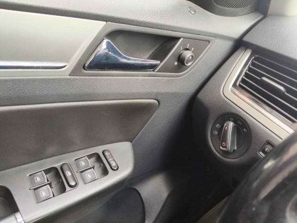 [上海·豫K] 二手大众宝来2014款 1.6L 手动舒适型