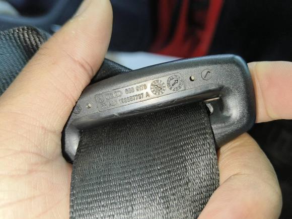 [南通·苏M] 二手奥迪奥迪A4L2011款 2.0 TFSI 标准型