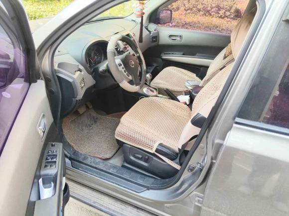 [西安·陕A] 二手日产奇骏2010款 2.5L CVT旗舰版 4WD