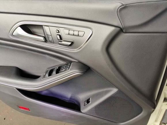 [广州·粤E] 二手奔驰奔驰CLA2014款 CLA 260 4MATIC