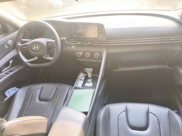 [青岛·鲁B] 二手现代伊兰特2023款 1.5L CVT GLX精英版