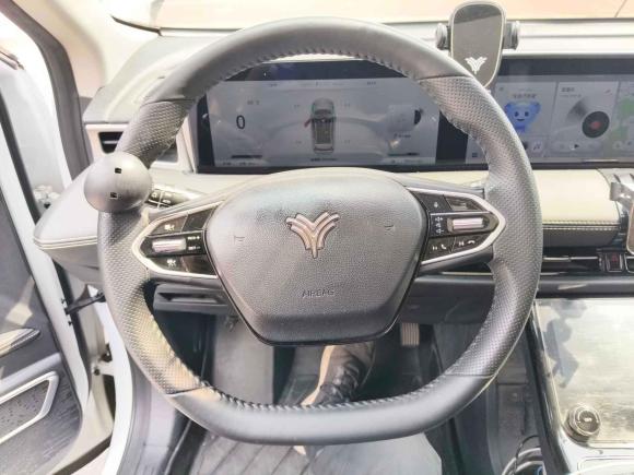 [青岛·鲁B] 二手哪吒汽车哪吒U2022款 哪吒U-Ⅱ 610 三元锂