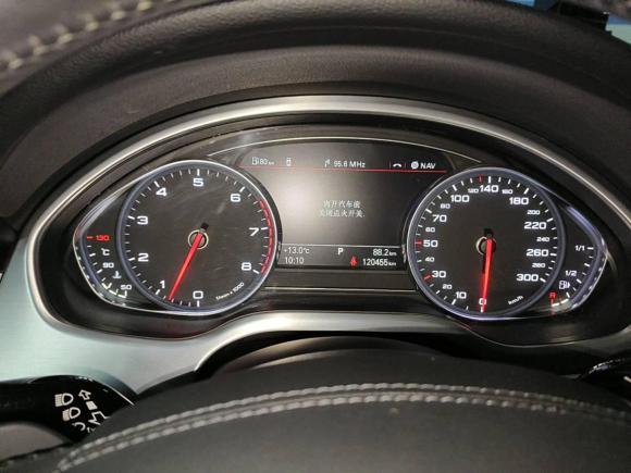 [武汉·鄂A] 二手奥迪奥迪A82012款 A8L 45 TFSI quattro豪华型