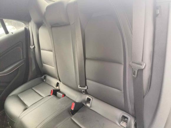 [上海·沪B] 二手奔驰奔驰CLA2017款 改款 CLA 200 时尚型