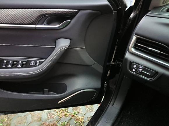 [上海·沪C] 二手中华中华V72018款 280T DCT豪华型 5座