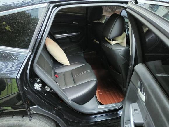 [南昌·赣M] 二手本田歌诗图2011款 3.5L 旗舰版