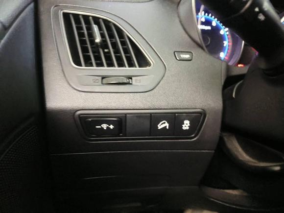 [武汉·鄂A] 二手现代北京现代ix352015款 2.0L 自动两驱智能型 国V