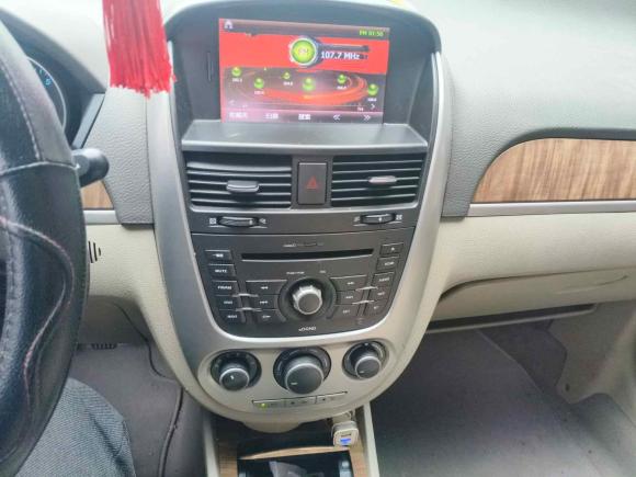 [上海·皖C] 二手别克凯越2015款 1.5L 手动经典型