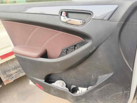 [青岛·鲁B] 二手东风风光风光5802016款 1.5T CVT豪华型