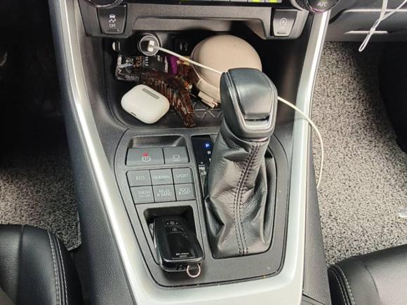 [上海·沪B] 二手丰田威兰达2021款 2.0L CVT四驱豪华版