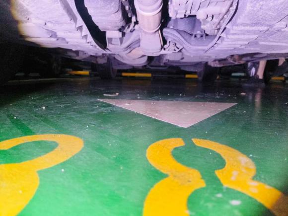 [深圳·粤B] 二手英菲尼迪英菲尼迪QX602014款 2.5 S/C Hybrid 两驱卓越版