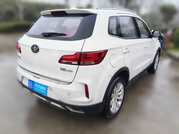 [芜湖·吉E] 二手奔腾奔腾X402018款 网红版 1.6L 手动舒适型