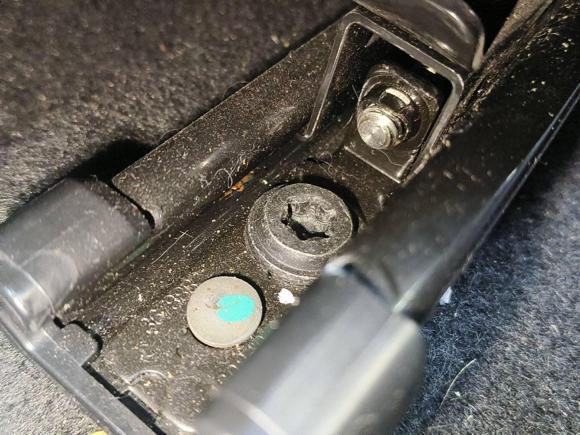 [深圳·粤B] 二手荣威荣威i6新能源2017款 45T 混动互联智享版