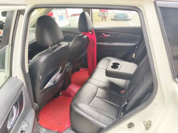 [苏州·苏E] 二手日产奇骏2017款 2.0L CVT舒适版 2WD