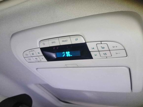 [上海·沪D] 二手别克别克GL82014款 3.0L XT豪华商务旗舰版