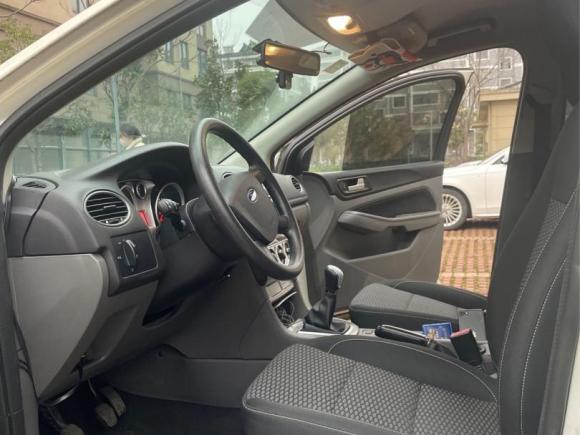 [无锡·苏B] 二手福特福克斯2013款 两厢经典 1.8L 手动基本型