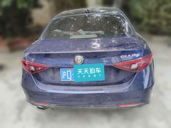 [上海·沪D] 二手阿尔法·罗密欧Giulia朱丽叶2017款 2.0T 200HP 豪华版
