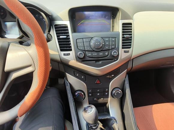 [上海·沪C] 二手雪佛兰科鲁兹2015款 1.5L 经典 SL MT