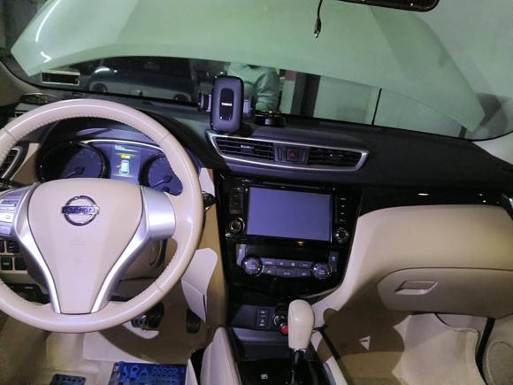 [深圳·粤B] 二手日产奇骏2014款 2.5L CVT豪华版 4WD