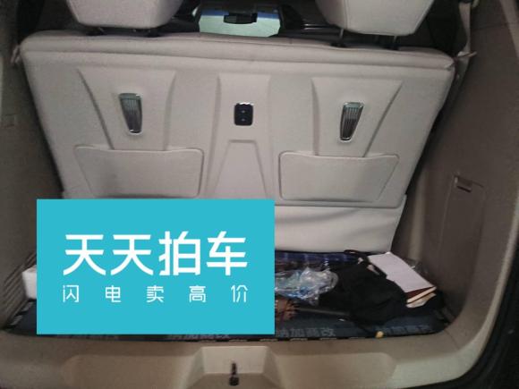 [济南·鲁A] 二手别克别克GL82017款 25S 豪华型 国V