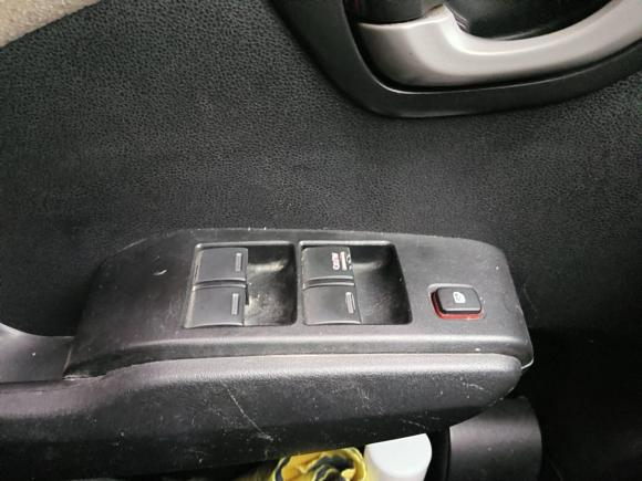 [武汉·鄂A] 二手本田飞度2011款 1.5L 自动豪华版