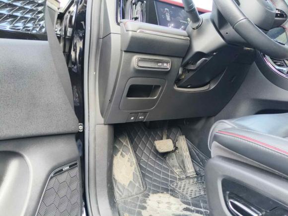 [杭州·浙M] 二手广汽传祺传祺M82023款 宗师系列 双擎 御尊版