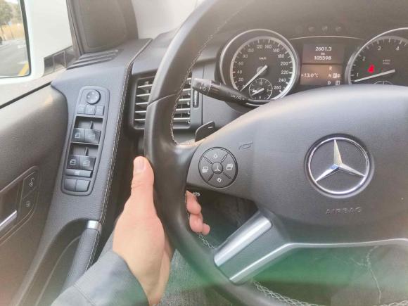 [杭州·京F] 二手奔驰奔驰R级2017款 R 320 4MATIC 商务型臻藏版