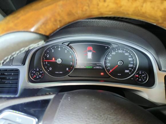 [成都·川G] 二手大众途锐2011款 3.0TSI Hybrid