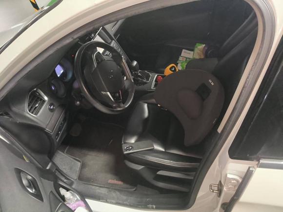 [上海·苏U] 二手雪铁龙雪铁龙C4L2016款 1.2T 自动领先型