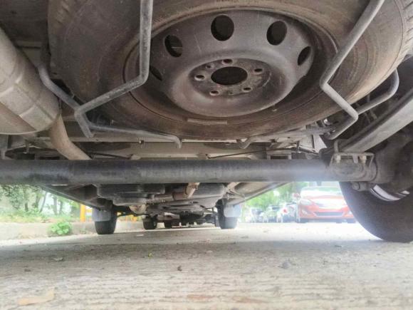 [宁波·浙B] 二手上汽大通MAXUS新途V802023款 2.0T 手动经典傲运通长轴中顶6/7/8/9座