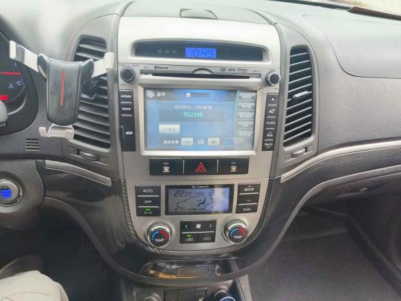 [杭州·鲁A] 二手现代胜达经典2012款 2.4 至尊版 七座四驱