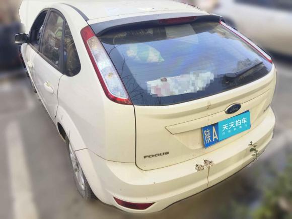 [西安·陕A] 二手福特福克斯2013款 两厢经典 1.8L 自动基本型