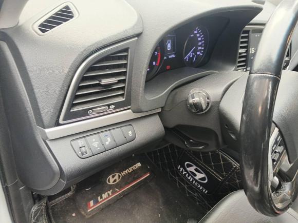 [成都·川A] 二手现代领动2016款 1.6L 自动智炫·豪华型