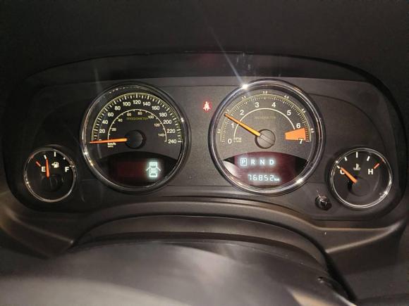 [湖州·浙E] 二手Jeep指南者2013款 2.0L 两驱豪华版