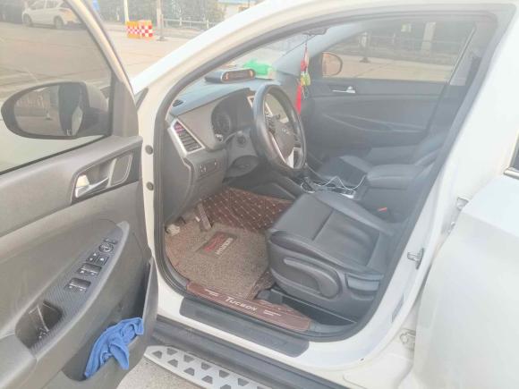 [南通·苏F] 二手现代途胜2015款 1.6T 双离合两驱智能型