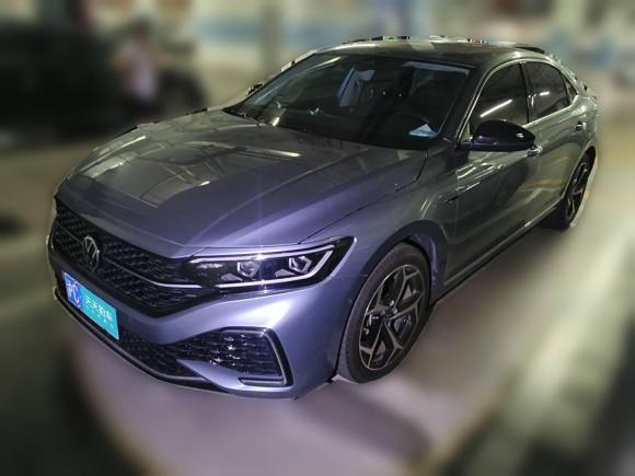 大众帕萨特2023款 330TSI 星空尊贵版「上海二手车」「天天拍车」