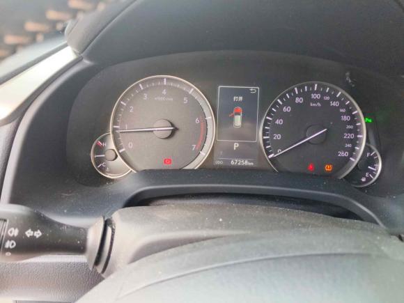 [上海·沪E] 二手雷克萨斯雷克萨斯RX2016款 300 两驱精英版 国VI