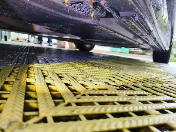 [深圳·粤B] 二手奥迪奥迪A82023款 A8L 45 TFSI quattro 豪华型