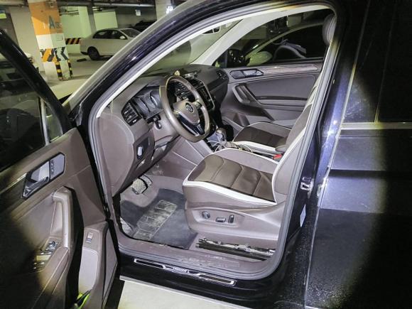 [成都·川A] 二手大众途观L2017款 380TSI 自动四驱豪华版