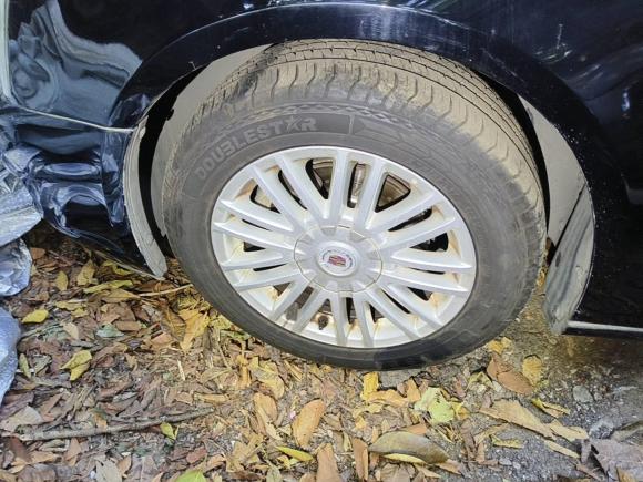 [广州·粤A] 二手凯迪拉克SLS赛威2011款 2.0T 精英型