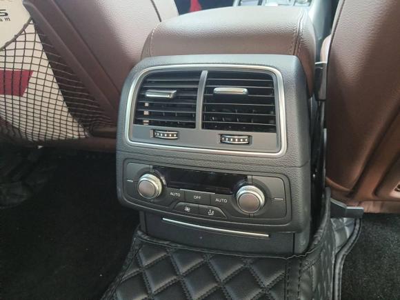 [广州·粤A] 二手奥迪奥迪A6L2017款 45 TFSI quattro 运动型