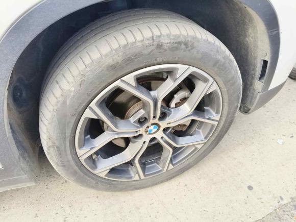 [上海·沪C] 二手宝马宝马X12022款 sDrive20Li 时尚型