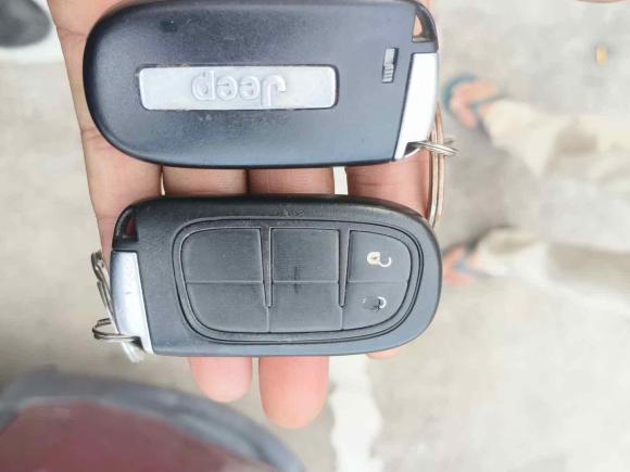 [义乌·浙G] 二手Jeep自由光2016款 2.0L 优越版