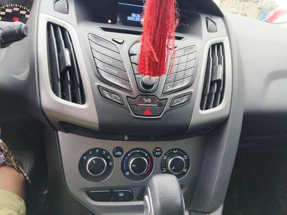 [南通·苏F] 二手福特福克斯2012款 两厢 1.6L 自动舒适型