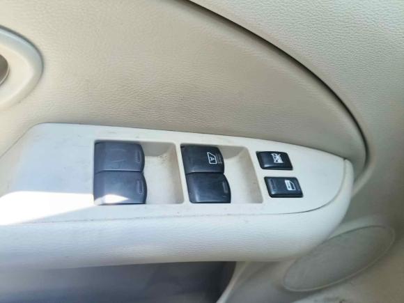 [武汉·鄂A] 二手东风风神东风风神E702018款 超享版