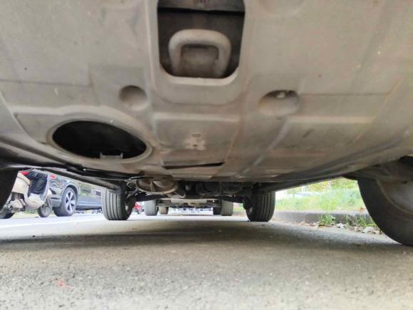 [上海·沪C] 二手现代胜达经典2010款 2.4 舒适版 七座四驱