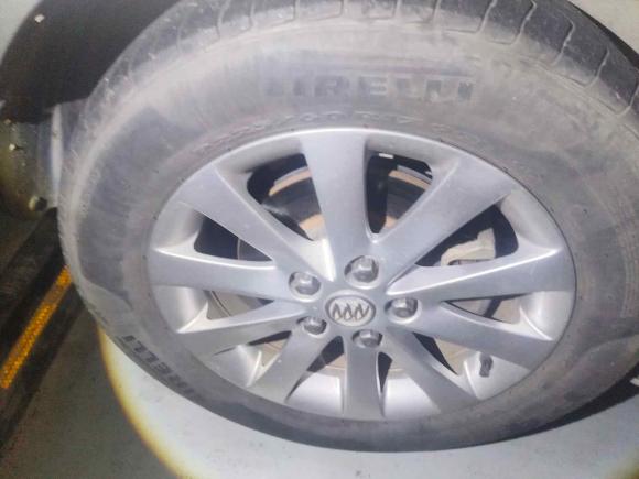 [深圳·粤B] 二手别克别克GL82011款 2.4L LT豪华商务行政版