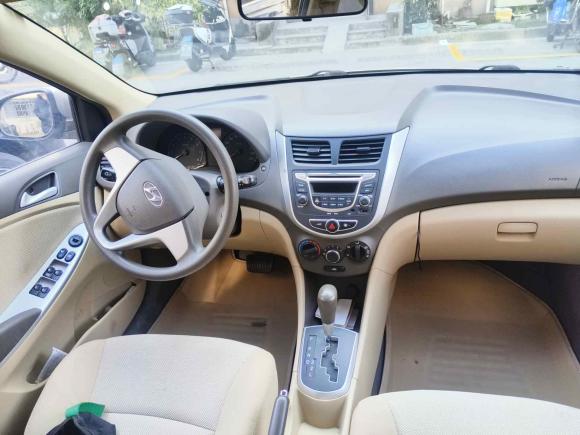 [上海·沪B] 二手现代瑞纳2011款 两厢 1.4L 自动舒适型GS