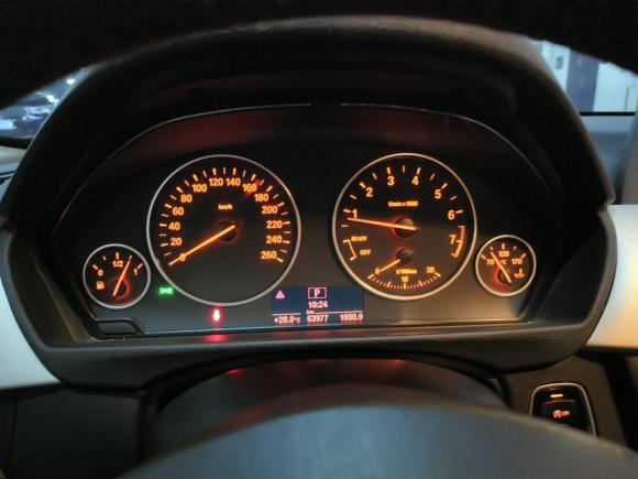 [杭州·浙A] 二手宝马宝马3系2015款 320i 时尚型