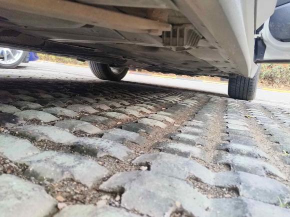 [武汉·鄂A] 二手宝马宝马X12016款 sDrive18Li 尊享型